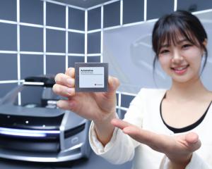LG Innotek Unveils World's First 3rd Gen 5G Satcom Module for Vehicles