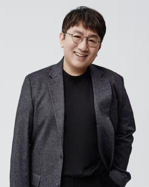HYBE Chairman Bang Si-hyuk Under Investigation for Securities Fraud Allegations